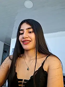 Snapshot of ZoeKatzz chatting on March 21, 1:16 pm ZoeKatzz online show from March 21, 1:16 pm