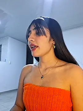 Snapshot of ZoeKatzz chatting on March 26, 11:21 pm ZoeKatzz online show from March 26, 11:21 pm