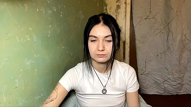 Snapshot of Lollybomb chatting on March 21, 8:56 pm Lollybomb online show from March 21, 8:56 pm