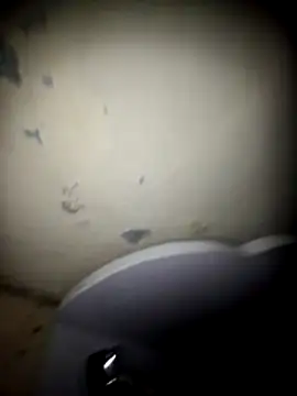 Snapshot of elvireli chatting on March 27, 6:51 pm elvireli online show from March 27, 6:51 pm