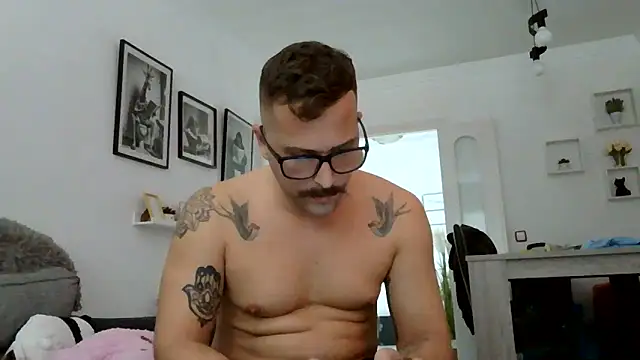 yanick931 online show from June 11, 2:59 pm