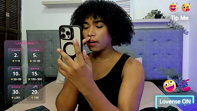 Snapshot of axel_colling1 chatting on March 20, 9:19 pm axel colling1 online show from March 20, 9:19 pm