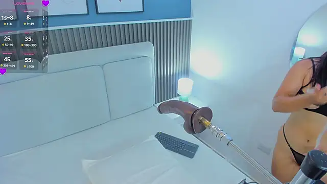 Snapshot of lia_sucker chatting on March 27, 7:57 pm lia sucker online show from March 27, 7:57 pm