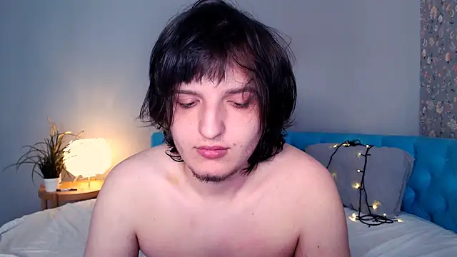 Snapshot of delalex chatting on April 21, 4:19 am delalex online show from April 21, 4:19 am