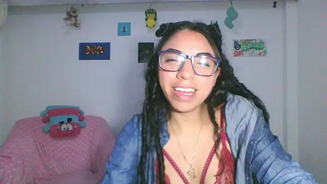 Snapshot of nataliesweet_22 chatting on March 21, 11:08 pm nataliesweet 22 online show from March 21, 11:08 pm