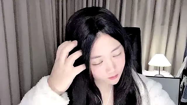 Snapshot of sisibaby20266 chatting on March 25, 3:51 pm sisibaby20266 online show from March 25, 3:51 pm