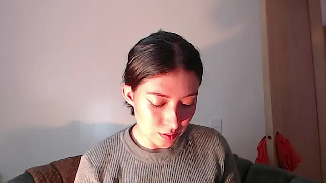 ivonny- online show from March 19, 9:19 pm