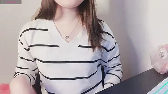 hunhun122 online show from March 13, 4:35 pm