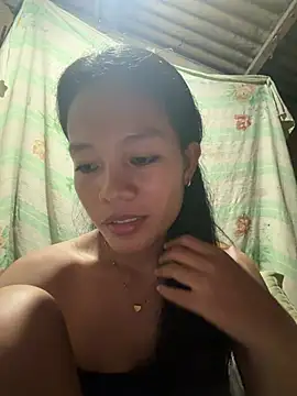 Snapshot of chinny1112 chatting on July 17, 2:34 pm chinny1112 online show from July 17, 2:34 pm