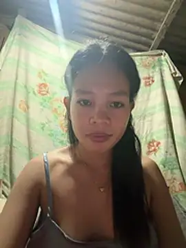 Snapshot of chinny1112 chatting on July 27, 2:35 pm chinny1112 online show from July 27, 2:35 pm