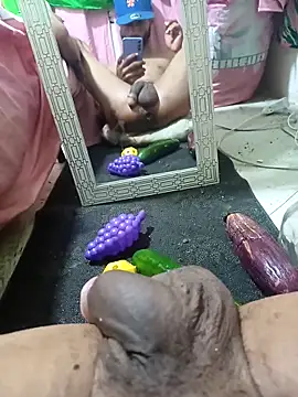 Snapshot of El-SingoKario chatting on March 16, 5:44 am El-SingoKario online show from March 16, 5:44 am