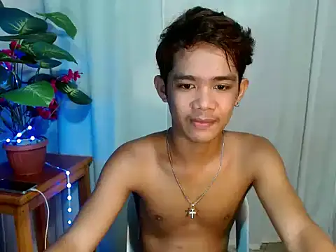 Snapshot of boynextdoorjosh chatting on July 6, 7:16 am boynextdoorjosh online show from July 6, 7:16 am