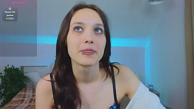 DarcyBlackwood online show from March 27, 2:06 am