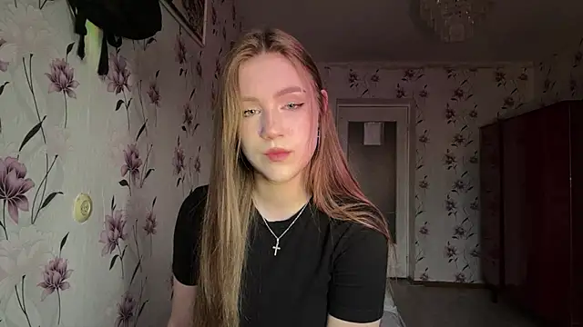 Snapshot of AnnaWasp chatting on March 27, 4:07 am AnnaWasp online show from March 27, 4:07 am