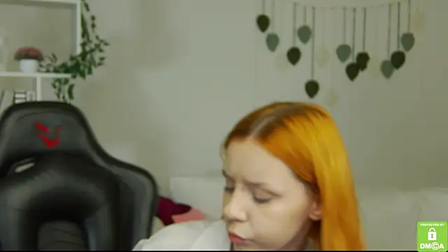 Rachel lips online show from June 10, 9:08 am