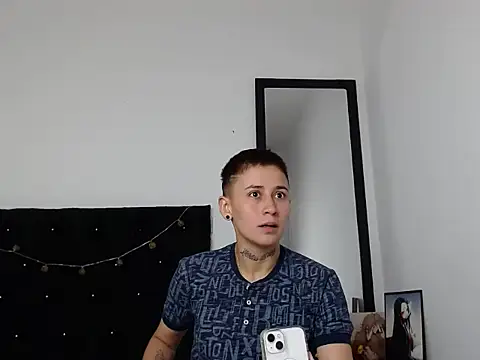 Snapshot of Billiee_ chatting on March 24, 2:11 pm Billiee online show from March 24, 2:11 pm