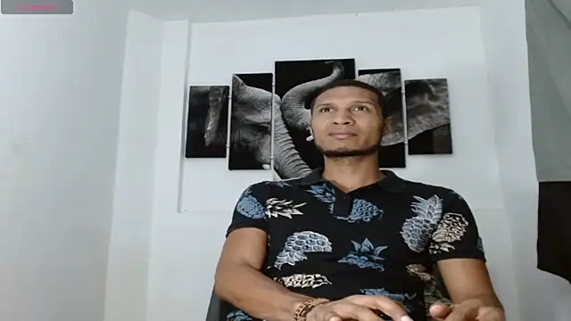 Snapshot of chrisramosv chatting on March 20, 11:09 pm chrisramosv online show from March 20, 11:09 pm