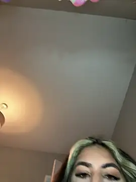 Sophialacex online show from March 13, 1:29 pm