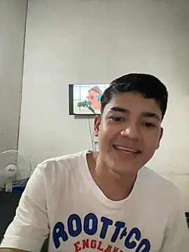 Snapshot of pabloflaquito23 chatting on March 16, 10:25 pm pabloflaquito23 online show from March 16, 10:25 pm