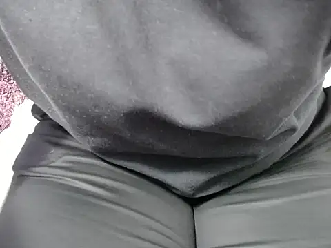 Snapshot of pervertt_sussy chatting on June 23, 2:59 pm pervertt sussy online show from June 23, 2:59 pm