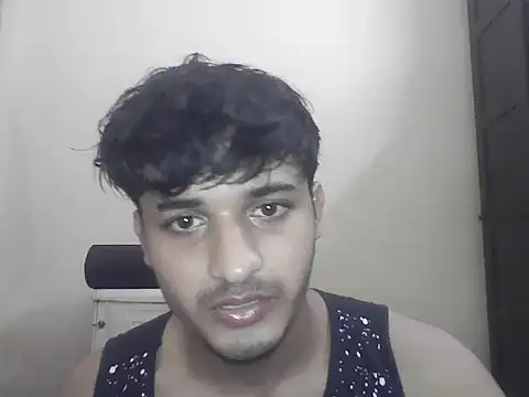 Snapshot of adithya123h chatting on March 26, 1:28 pm adithya123h online show from March 26, 1:28 pm