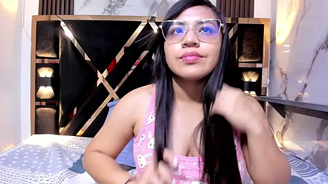 Snapshot of dajacatt chatting on March 19, 7:07 pm dajacatt online show from March 19, 7:07 pm