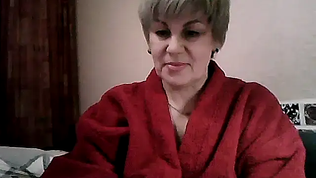 Snapshot of TatkaYang chatting on March 27, 7:24 pm TatkaYang online show from March 27, 7:24 pm