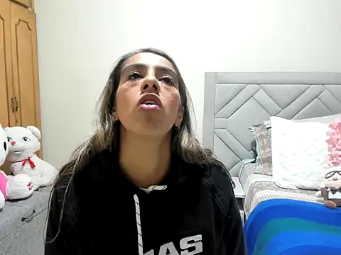 Katiaws online show from March 25, 1:39 pm