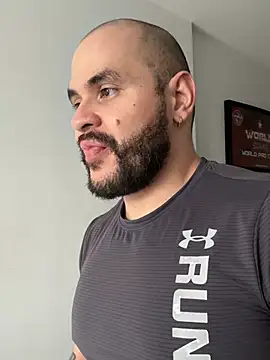 Snapshot of Axel_Dominus chatting on March 24, 7:08 pm Axel Dominus online show from March 24, 7:08 pm