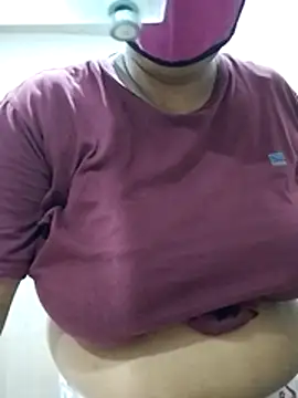 Snapshot of anjupere chatting on March 27, 1:44 pm anjupere online show from March 27, 1:44 pm