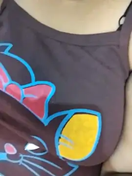 Snapshot of anjupere chatting on April 5, 11:40 am anjupere online show from April 5, 11:40 am