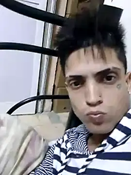 DanyCubanoCumm online show from March 23, 5:33 am