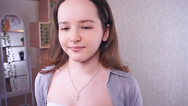 Snapshot of LeighaKind chatting on March 25, 10:32 am LeighaKind online show from March 25, 10:32 am