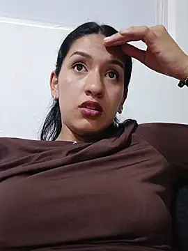 Snapshot of FiorellaLan chatting on March 11, 7:20 pm FiorellaLan online show from March 11, 7:20 pm