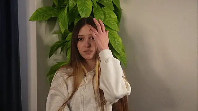 Snapshot of LibertyTimar chatting on March 16, 5:02 am LibertyTimar online show from March 16, 5:02 am