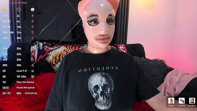 Snapshot of psychodoll_11 chatting on March 16, 12:42 pm psychodoll 11 online show from March 16, 12:42 pm