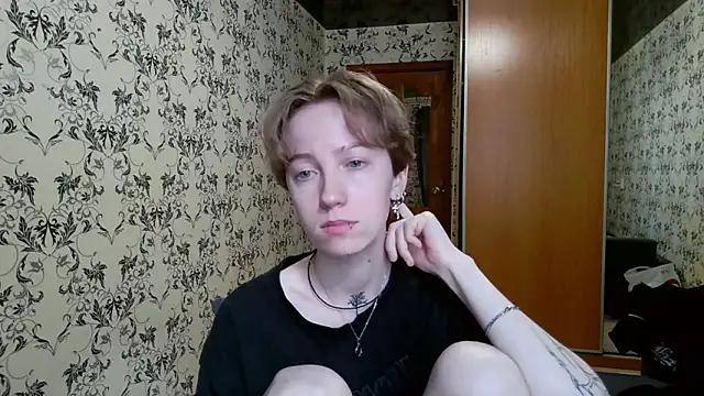 Snapshot of ColetteNyx chatting on March 23, 7:12 am ColetteNyx online show from March 23, 7:12 am