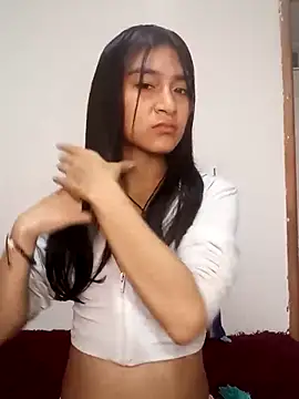 KarolaMendez online show from March 28, 5:01 pm