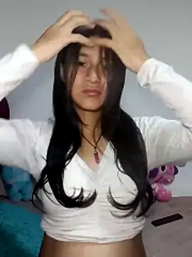 KarolaMendez online show from June 14, 1:25 am