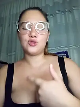 Brittany G online show from March 18, 7:11 am