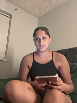 SexyRiri  online show from March 27, 9:25 pm