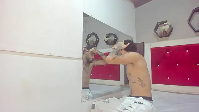 Snapshot of RyanJaramillo chatting on March 23, 8:35 pm RyanJaramillo online show from March 23, 8:35 pm