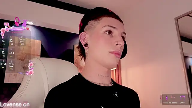 Luca Prince  online show from March 30, 3:29 am