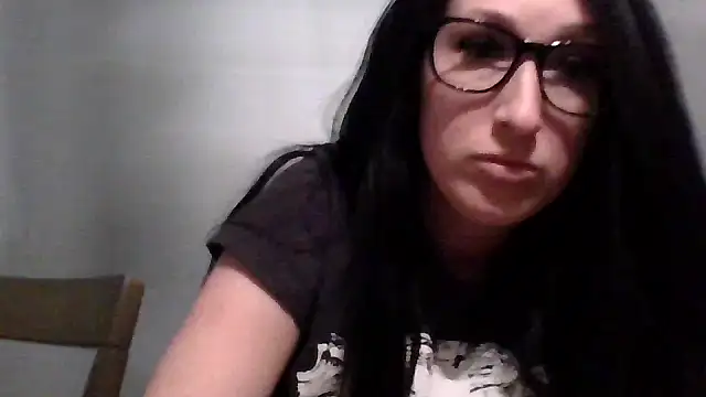 Snapshot of TheVictoriaWolf chatting on March 25, 12:05 am TheVictoriaWolf online show from March 25, 12:05 am