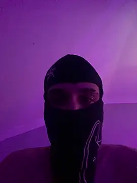 hardboii00 online show from March 27, 9:58 pm