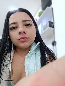 Snapshot of Naomi_Fields chatting on March 28, 2:27 pm Naomi Fields online show from March 28, 2:27 pm