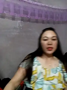 Snapshot of Chengnie chatting on March 18, 1:47 pm Chengnie online show from March 18, 1:47 pm