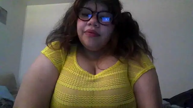 Snapshot of LunaXDaddy chatting on March 16, 9:52 pm LunaXDaddy online show from March 16, 9:52 pm