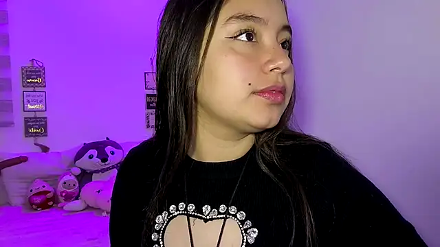 cherry valeria online show from July 17, 3:46 am