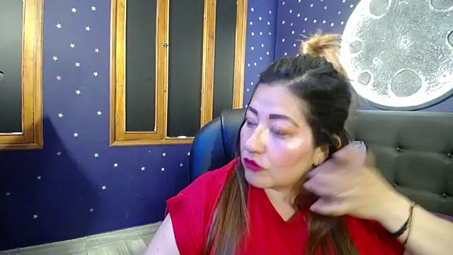 Snapshot of Stefanny_red chatting on March 24, 12:10 pm Stefanny red online show from March 24, 12:10 pm